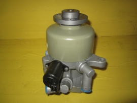 Mercedes Benz - Power Steering Pump Tandem Pump  - 0024666001